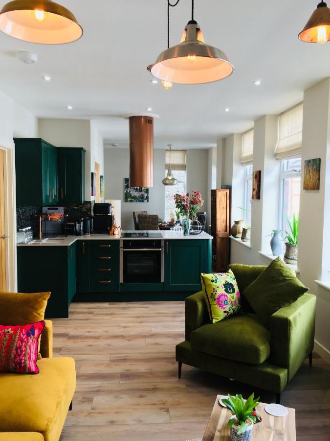 The Art Attic A Stylish Boutique Apartment Билт-Уэлс Экстерьер фото