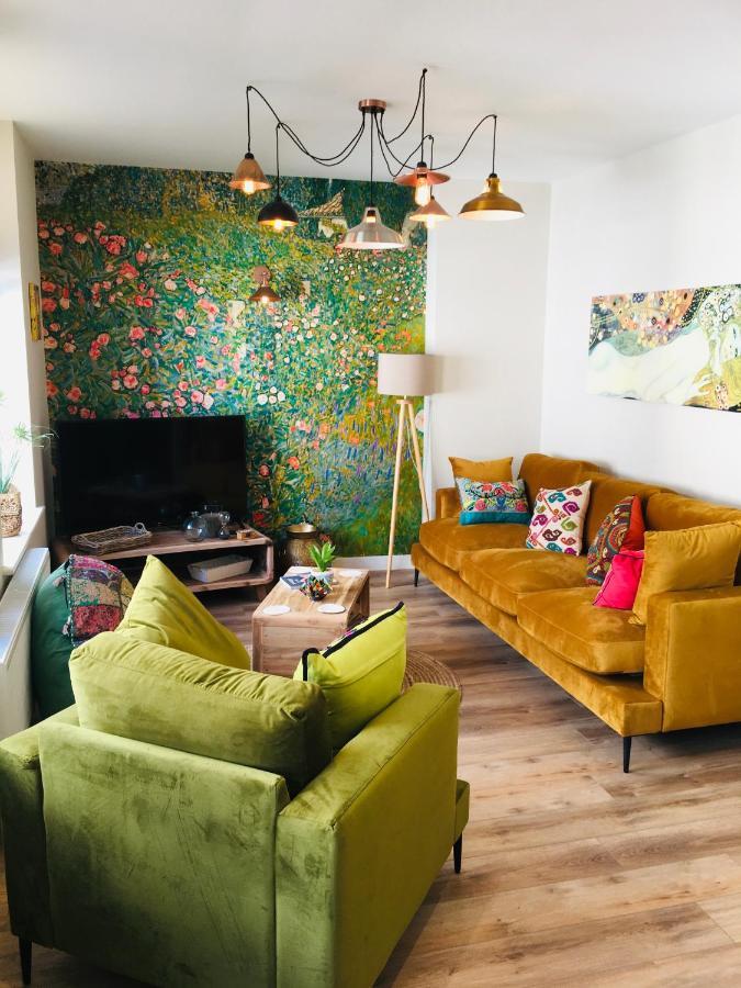 The Art Attic A Stylish Boutique Apartment Билт-Уэлс Экстерьер фото